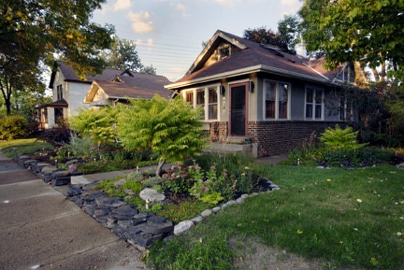 2nd image of 2747 Randolph St NE