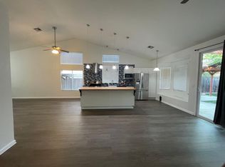 2744 Edgewood Ct, Palmdale, CA 93551