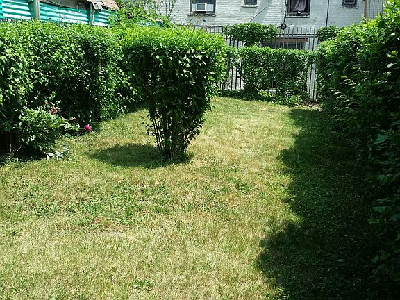 3rd image of 634 Eagle Avenue