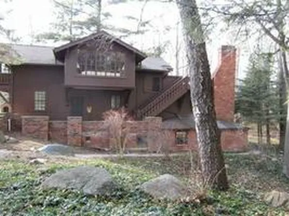 4951 Lakeshore Rd, Lexington, MI 48450