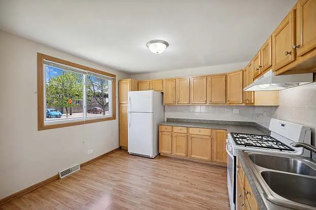 3228 Washington St — Photo 83