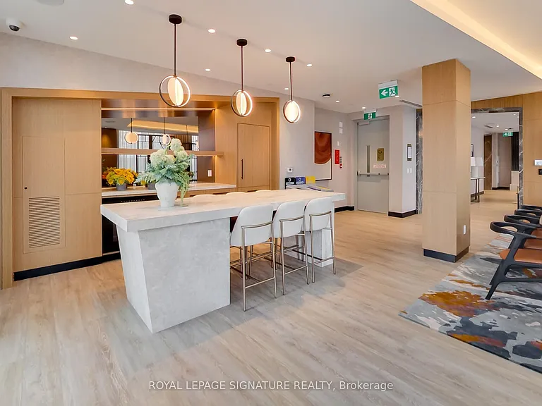 25 Cordova Ave #Penthouse 04 — Photo 39