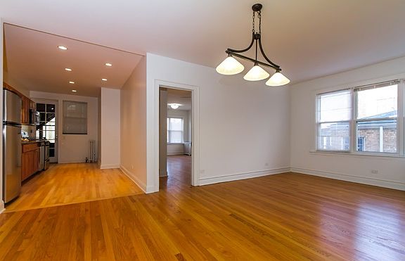 5th image of 6148 N Hoyne Ave APT 2N