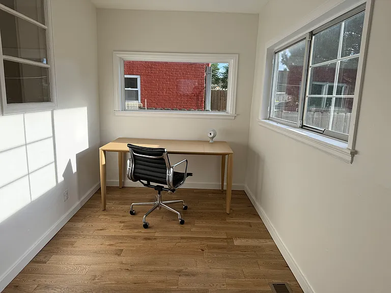 969 Galapago St — Photo 11