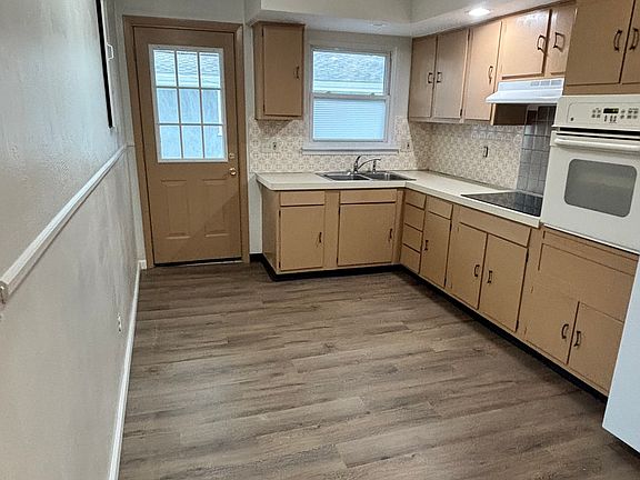 5th image of 617 June St
