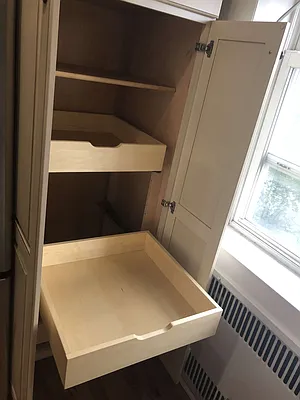 Sold by Maxwell Kates Inc. | media 16