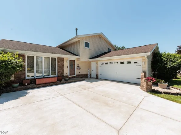 3510 Monterey Cir, Brunswick, OH 44212