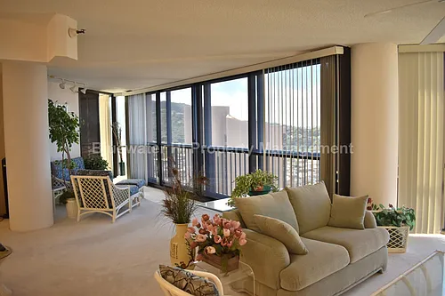 2101 Nuuanu Ave Photo 1
