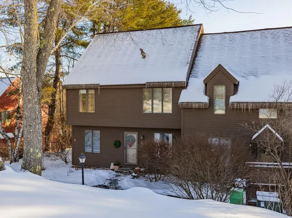 394 Lyman Batcheller Road #2D, Hartford, VT 05059