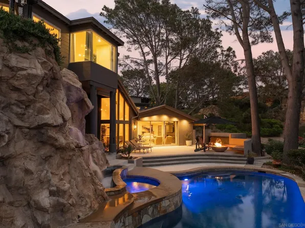 390 Hidden Pines Rd, Del Mar, CA 92014