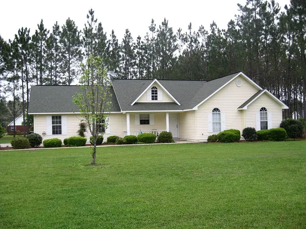 6657 Pine Ridge Cir, Blackshear, GA 31516