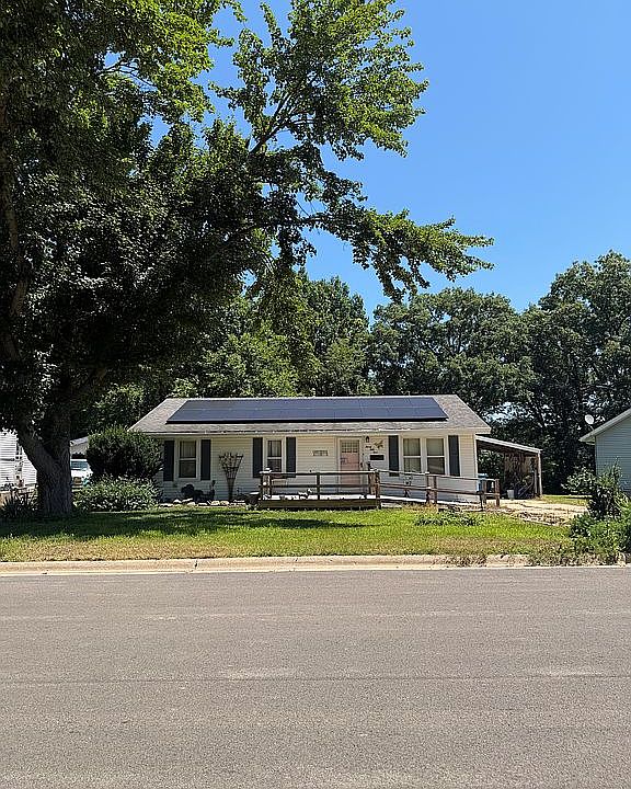 1st image of 3054 Bedford Dr S