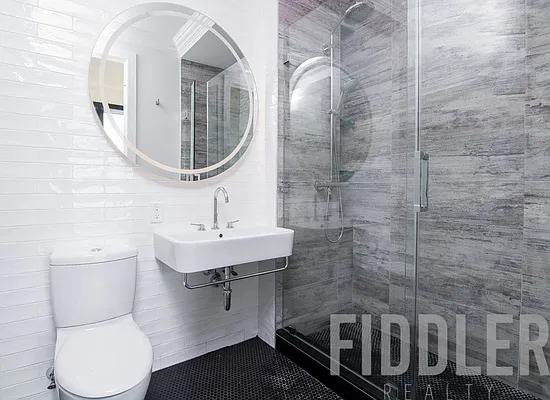 Rented by Fiddler Realty | media 159