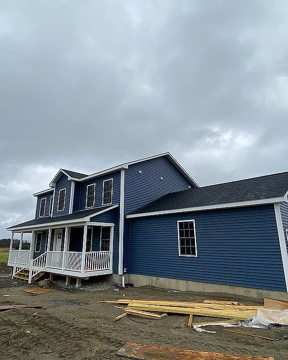 2nd image of 131 Fawn Ln
