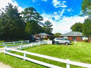110-1 Chapel Dr, Tallahassee, FL 32304