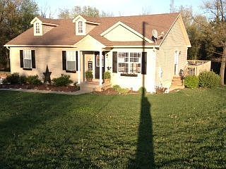 1st image of 579 Glenwood Dr