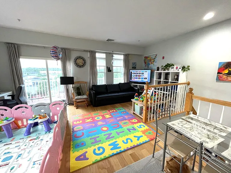 614 Pond St #1416 — Photo 44