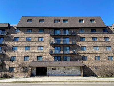 960 S River Rd APT 508, Des Plaines, IL, 60016