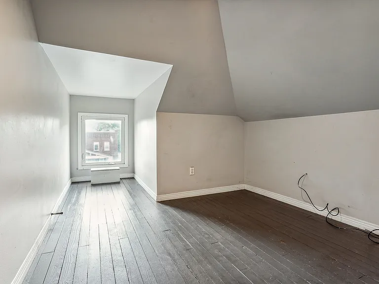 2246 N 4th St — Photo 50