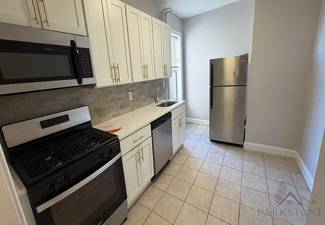 502 Baldwin Ave #47E