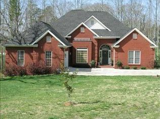 420 Haywood Hls, Demorest, GA 30535