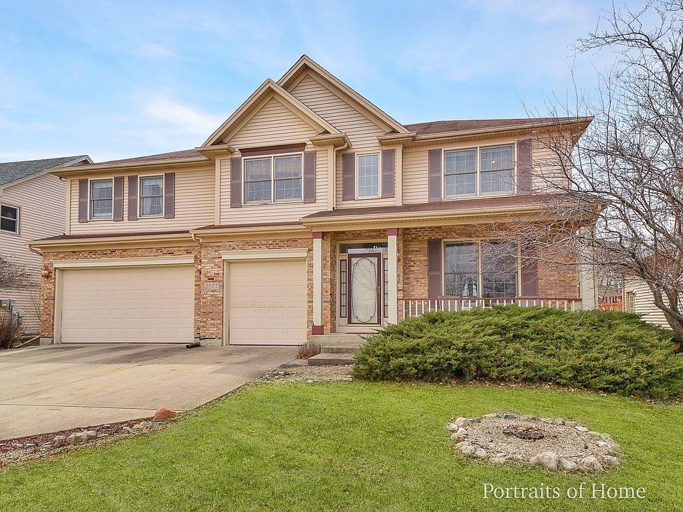 1st image of 2577 Barrington Dr E