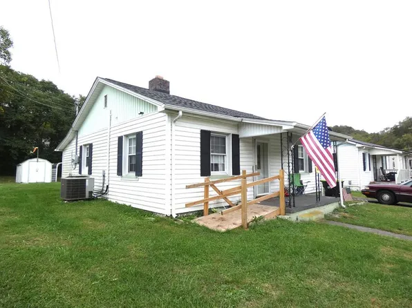 608 River Rd, Saltville, VA 24370