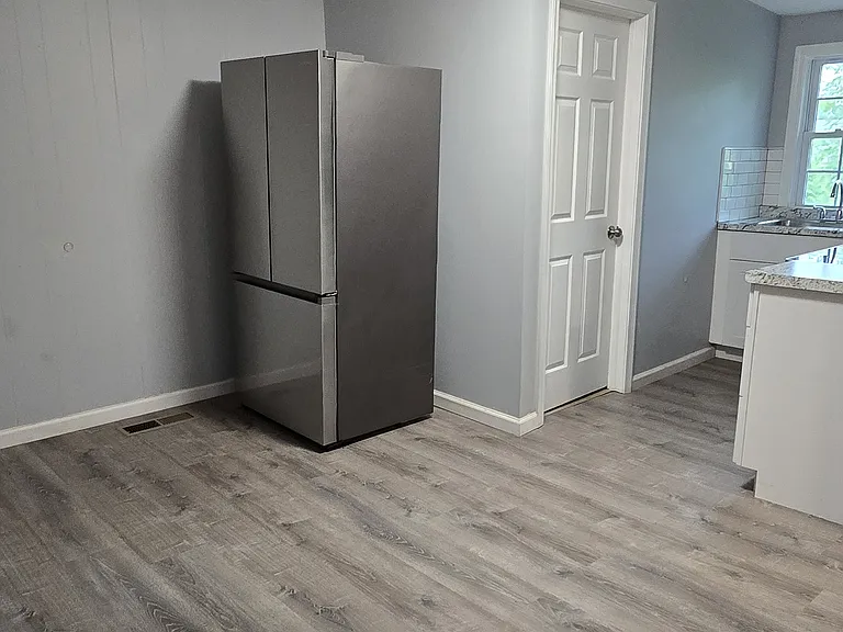 148 Falls Ave #2 — Photo 12