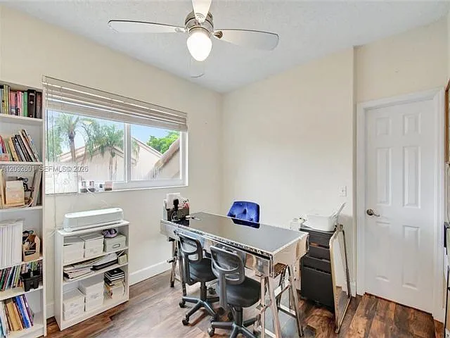 16339 Malibu Dr — Photo 13