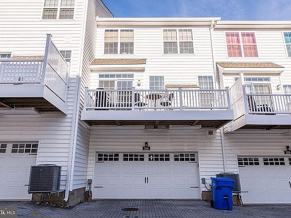 2 car garage