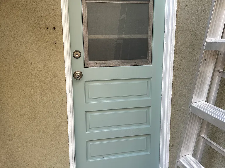 Ocean Ave — Photo 14