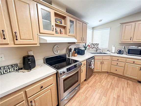 2nd image of 3500 Buchanan St Spc 103