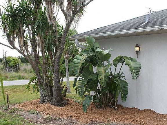 4th image of 27381 Aloha Dr