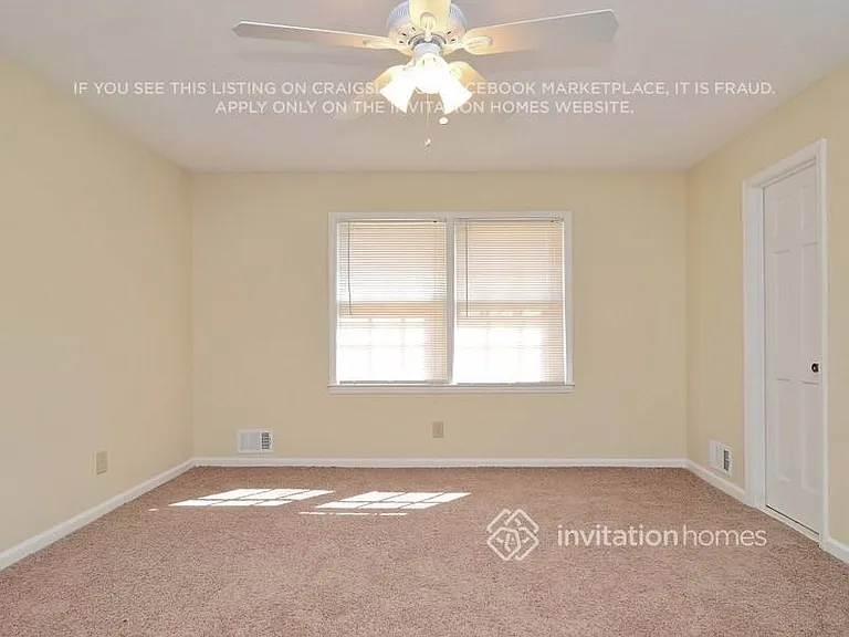 6212 Shallowford Way — Photo 12