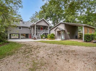 102 Sanders Cemetery Rd, Sopchoppy, FL 32358