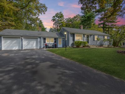 52 Knollwood Road, Farmington, CT, 06032