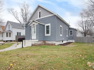 418 N Robert St, Ludington, MI 49431