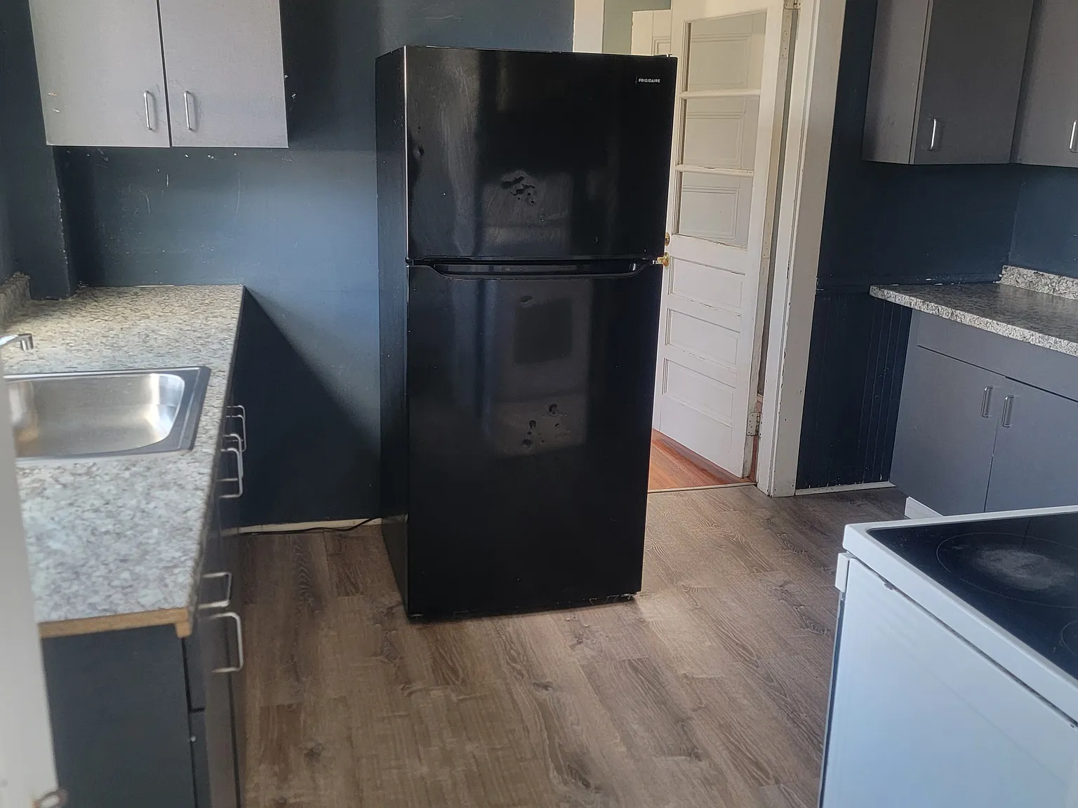 1 bed, $2,000 — Photo 3