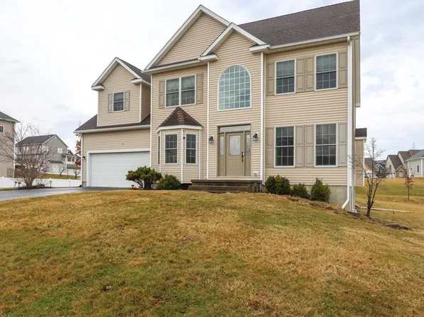 318 Wexford Ln, Horseheads, NY 14845