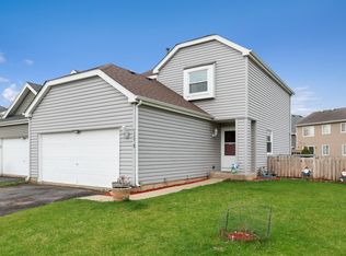 1519 N Pembroke Dr, South Elgin, IL 60177