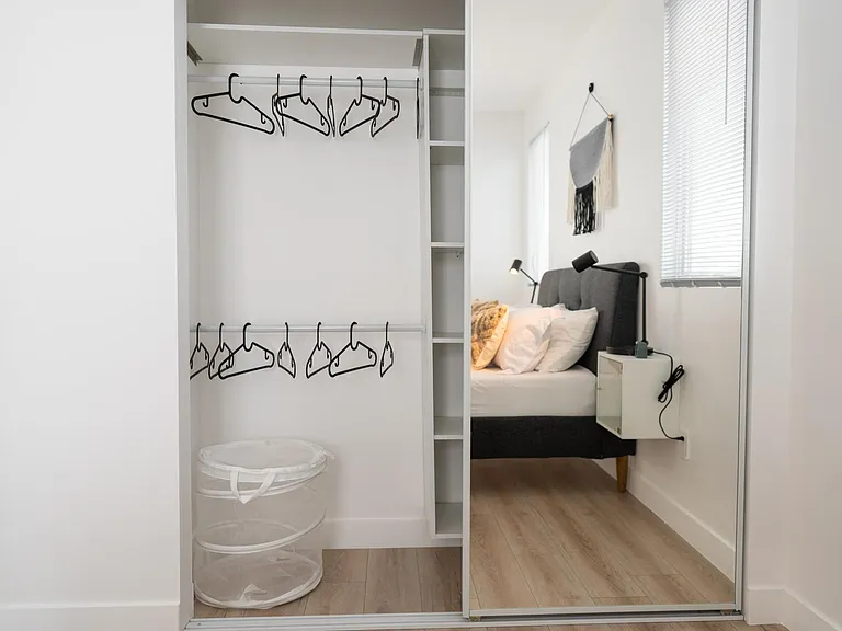 BEDROOM -- View 3D Virtual Tour of the P0.