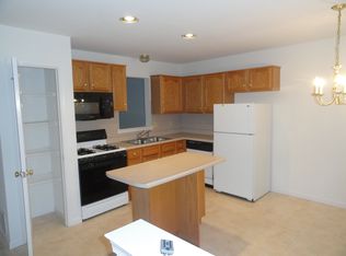 28 Queen Ave, Enola, PA 17025