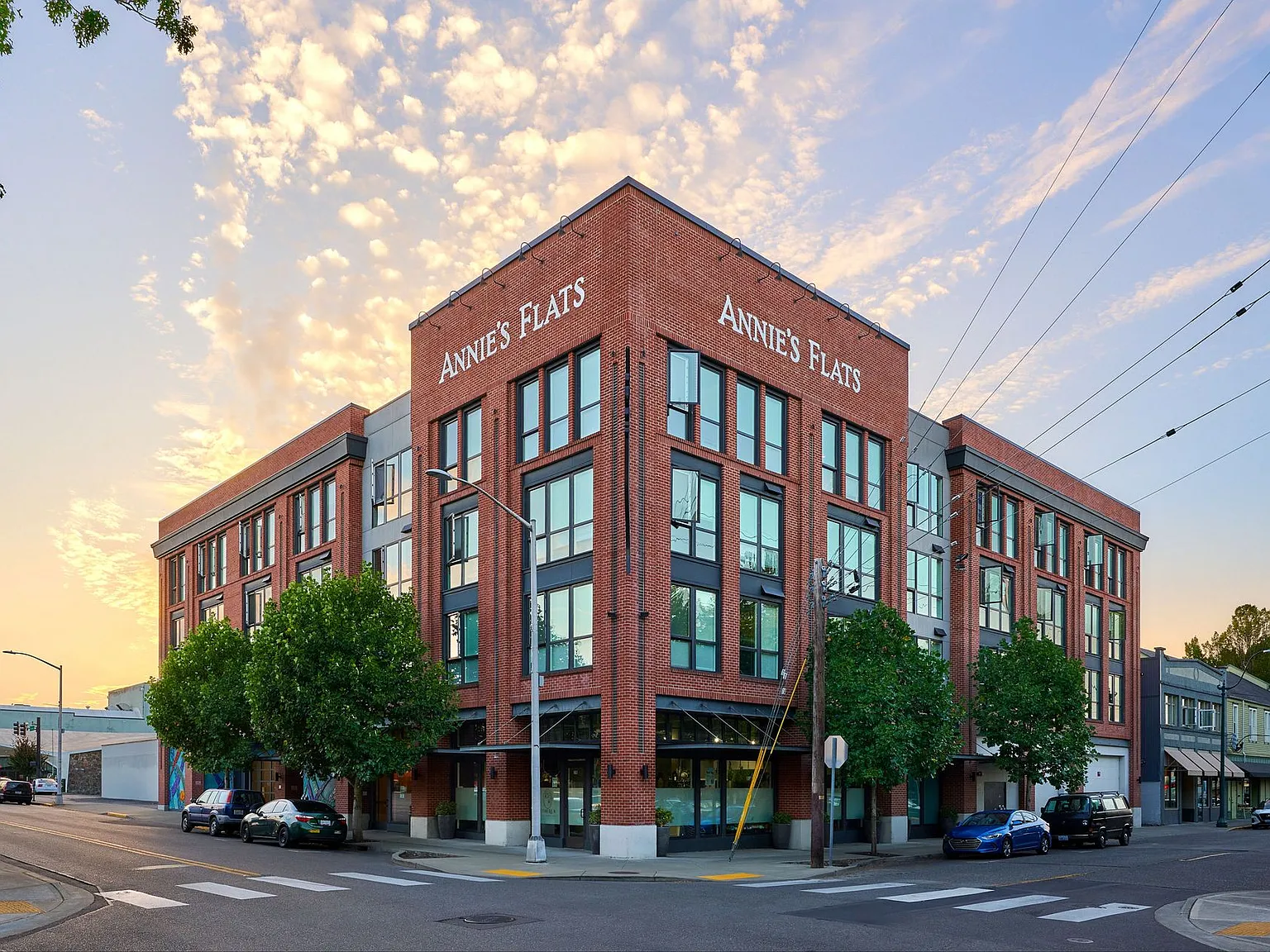 Annies Artist Flats — Photo 2