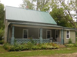 529 E 13th St, Rochester, IN 46975