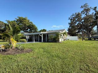 436 Parkview Dr, Sarasota, FL 34243