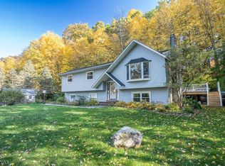 31 Waterloo Rd, Stanhope, NJ 07874