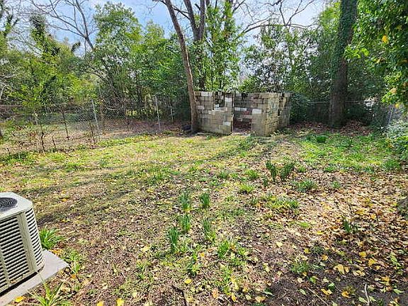 4th image of 2728 9th St