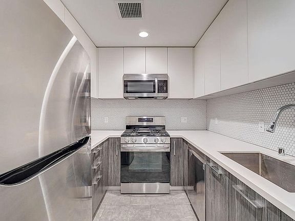 4th image of 3821 W Avenue 43 #Abd6954ee