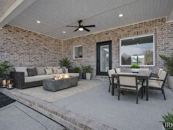 5th image of 6100 Ashford Dr