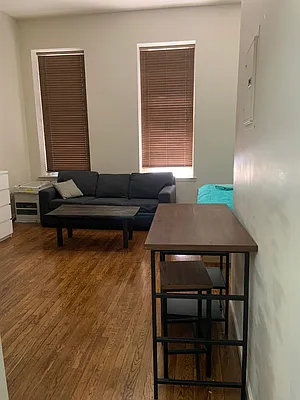 Rented by One New York Realty Inc | media 15